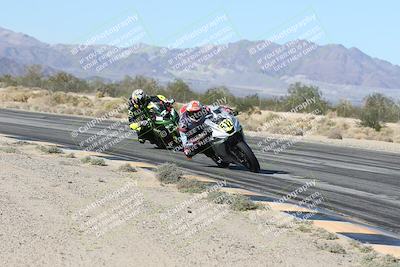 media/Dec-04-2025-Racers Edge (Thu) [[5ebc9f124d]]/3-B Group/3-Session 2 (Turn 7 Inside)/